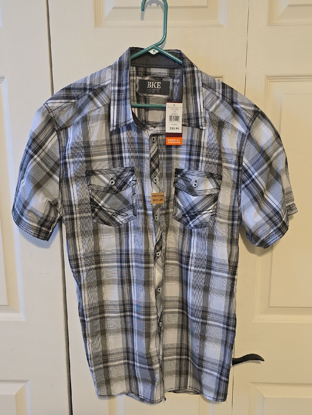 NWT BKE Men's Short Sleeve Plaid Button-Down Shirt - White & Gray Size XL